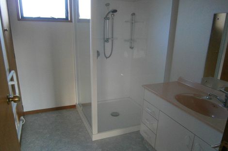 Photo of property in 4 Aztec Place, Redwood, Christchurch, 8051