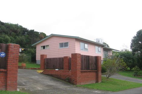 Photo of property in 69 Omapere Street, Whitby, Porirua, 5024