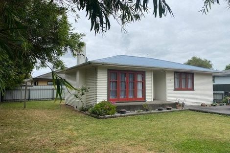 Photo of property in 71 Napier Road, Havelock North, 4130