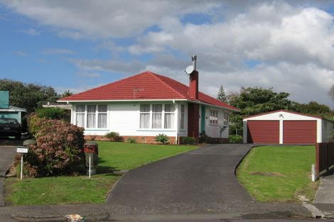 Photo of property in 14 Shamrock Lane, Te Atatu Peninsula, Auckland, 0610