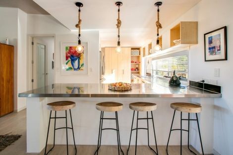 Photo of property in 21 Heipipi Drive, Eskdale, Napier, 4182