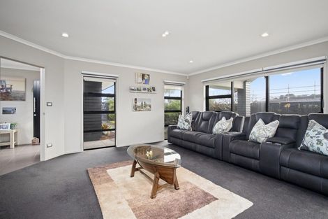 Photo of property in 4 Goble Road, Clarks Beach, Pukekohe, 2679