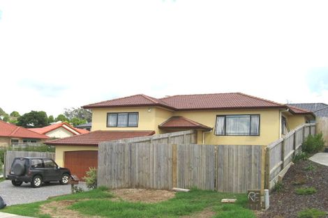 Photo of property in 7 Berkshire Terrace, Massey, Auckland, 0614