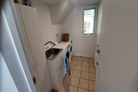 Photo of property in 4/17 Eversleigh Street, St Albans, Christchurch, 8014