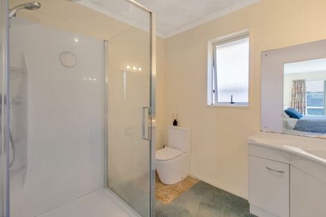 Photo of property in 16 Durrell Way, Rolleston, 7614