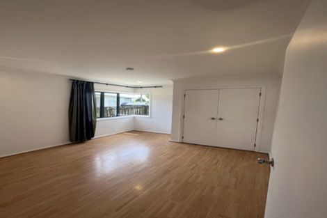 Photo of property in 8 Stanley Road, Glenfield, Auckland, 0629