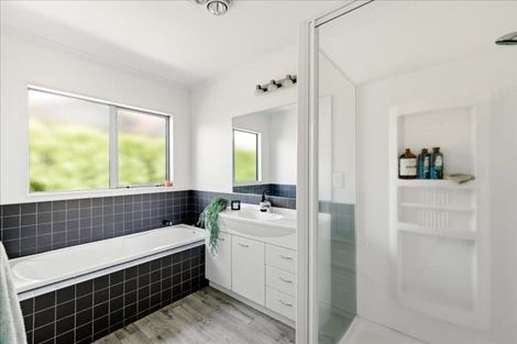 Photo of property in 22 Harbelle Close, Bethlehem, Tauranga, 3110