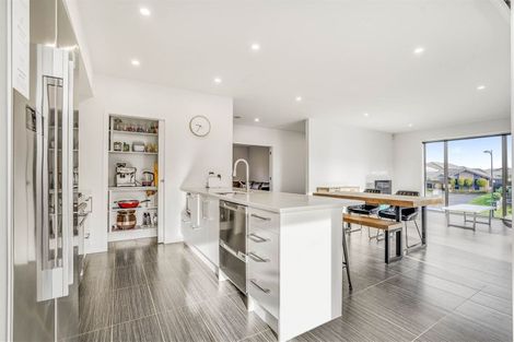 Photo of property in 13 Vantage Place, Flagstaff, Hamilton, 3210