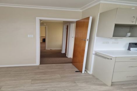 Photo of property in 21 Roys Road, Parkvale, Tauranga, 3112