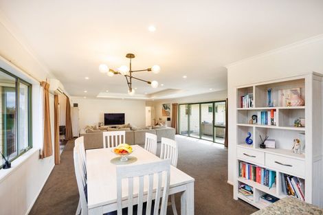 Photo of property in 4 Paradise Avenue, Feilding, 4775