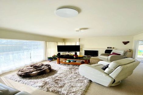 Photo of property in 17 Janet Street, Sunnyhills, Auckland, 2010