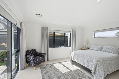 Photo of property in 190 Withells Road, Avonhead, Christchurch, 8042