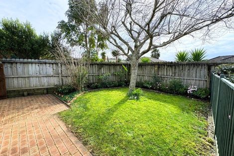 Photo of property in 68 South Kensington Way, Henderson, Auckland, 0612