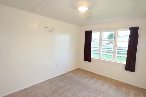 Photo of property in 23a Park Lane, Kaponga, Hawera, 4679