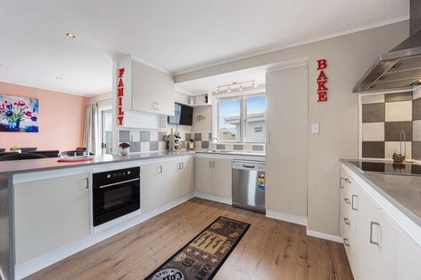 Photo of property in 26 Egmont Street, Hawera, 4610