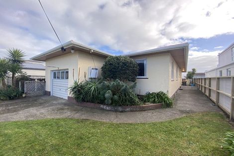 Photo of property in 71 Buller Street, New Plymouth, 4312