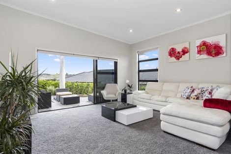Photo of property in 10 Pumice Glade, Pyes Pa, Tauranga, 3112