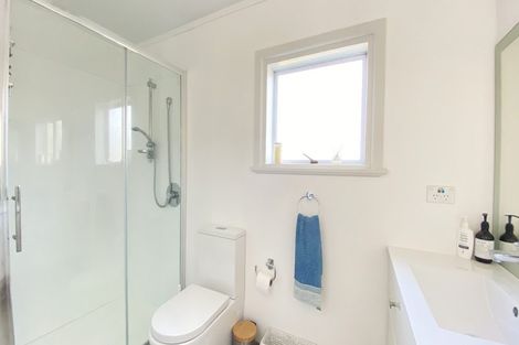 Photo of property in 71 Keegan Drive, Massey, Auckland, 0614