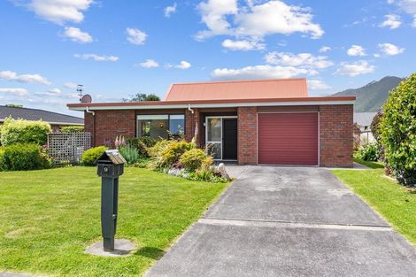 Photo of property in 9 Awanui Drive, Waikanae, 5036