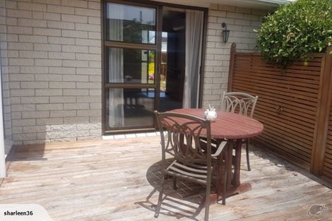 Photo of property in 37 Branch Road, Highlands Park, New Plymouth, 4312