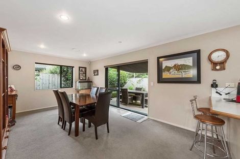 Photo of property in 72 Nielsen Gardens, Rototuna, Hamilton, 3210