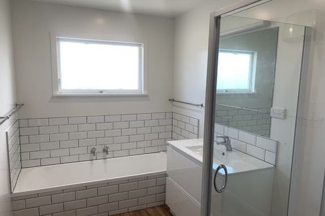 Photo of property in 21 Farrington Avenue, Bishopdale, Christchurch, 8053