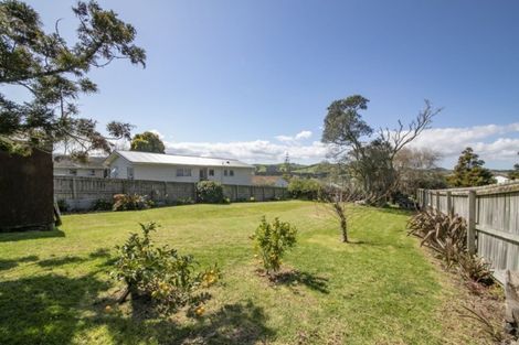 Photo of property in 86 Garfield Road, Helensville, 0800