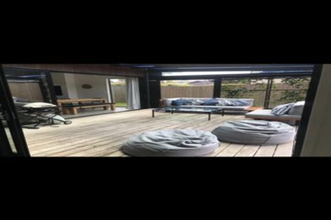 Photo of property in 3 Westbourne Road, Murrays Bay, Auckland, 0630