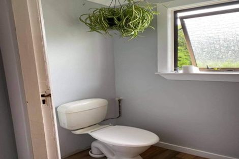 Photo of property in 10 Cornwall Street, Eltham, 4322