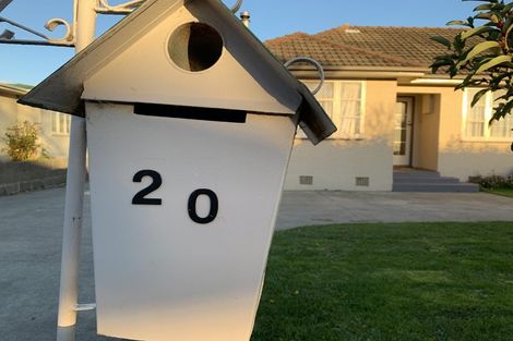 Photo of property in 20 Milton Street, Roslyn, Palmerston North, 4414