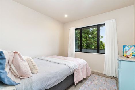 Photo of property in 106 Cannon Hill Crescent, Mount Pleasant, Christchurch, 8081