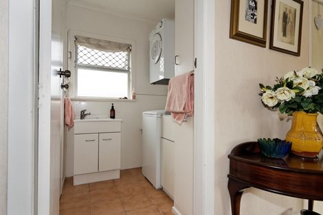 Photo of property in 1/11 Oakland Avenue, Papatoetoe, Auckland, 2025