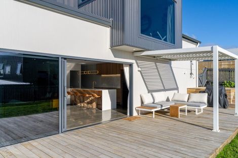 Photo of property in 2 Taeore Lane, Raglan, 3225