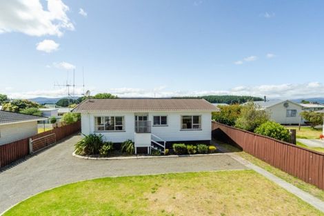 Photo of property in 40 Norfolk Crescent, Otaki Beach, Otaki, 5512