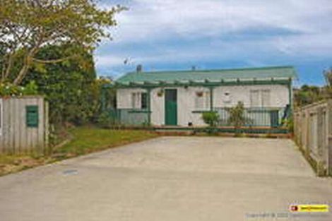 Photo of property in 29 Kapiti Crescent, Titahi Bay, Porirua, 5022