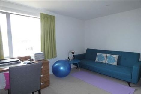 Photo of property in 15/2 Stone Street, Miramar, Wellington, 6022