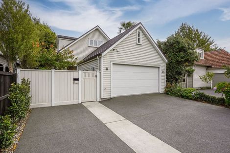 Photo of property in 17 Innes Road, St Albans, Christchurch, 8052