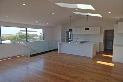 Photo of property in 1335e Papamoa Beach Road, Papamoa Beach, 3118