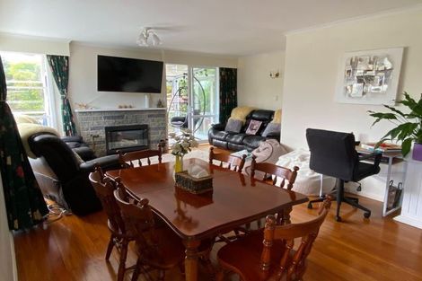 Photo of property in 5 Kaka Street, Waikanae, 5036