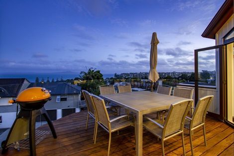 Photo of property in 839 Beach Road, Browns Bay, Auckland, 0630