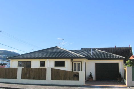 Photo of property in 9 South Street, Petone, Lower Hutt, 5012