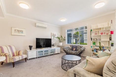 Photo of property in 96 Panorama Heights, Orewa, 0931