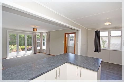 Photo of property in 32a Edinburgh Terrace, Foxton Beach, Foxton, 4815