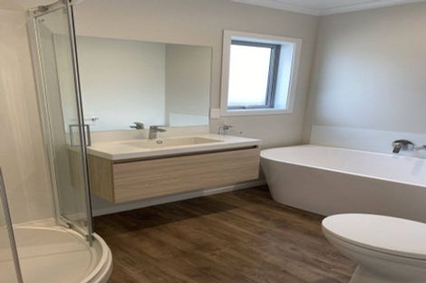 Photo of property in 27 Kairaumati Crescent, Kelson, Lower Hutt, 5010