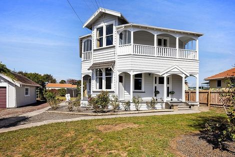 Photo of property in 68 Collins Street, Hawera, 4610