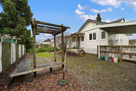 Photo of property in 41 Lake Crescent, Hamilton Lake, Hamilton, 3204