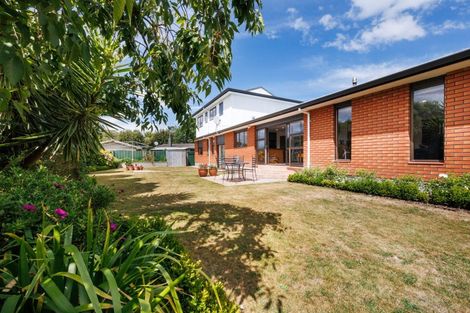 Photo of property in 122 Oxford Street, Ashhurst, 4810