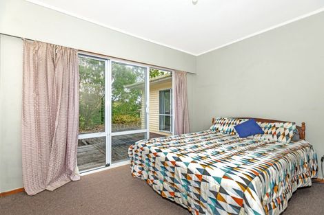 Photo of property in 95 Paremata Road, Tolaga Bay, 4077