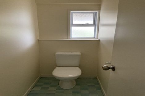 Photo of property in 22a Knightsbridge Drive, Forrest Hill, Auckland, 0620