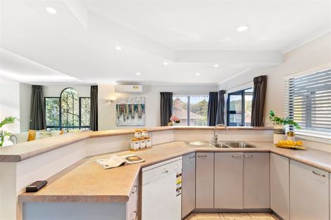 Photo of property in 1/22 Lagoon Way, West Harbour, Auckland, 0618